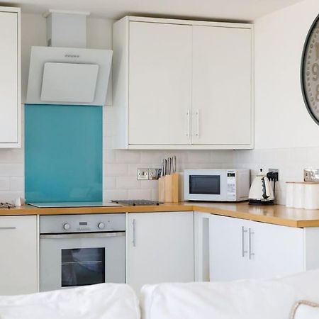 Two Bed Seafront Escape In East Wittering Lejlighed Eksteriør billede